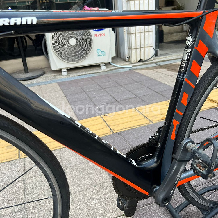 자이언트 프로펠 어드밴스드1 로드 자전거 팝니다.--3