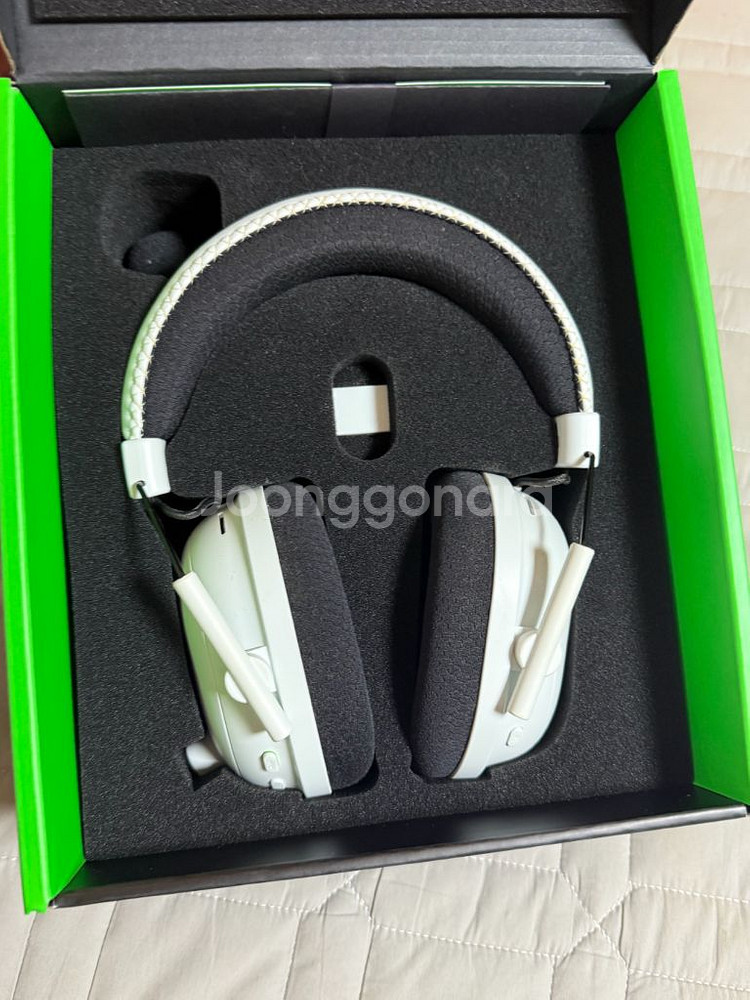 레이저 블랙샤크 v2pro 2023 화이트--0