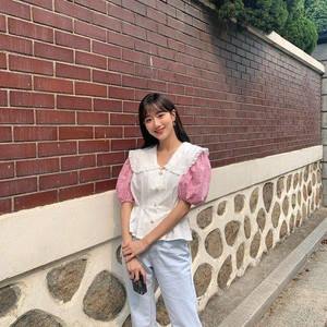 쟈니헤잇재즈 이나은 블라우스