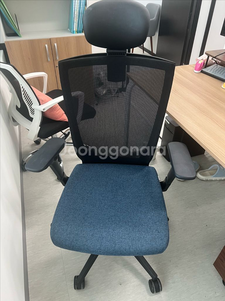 시디즈 의자 팝니다--0