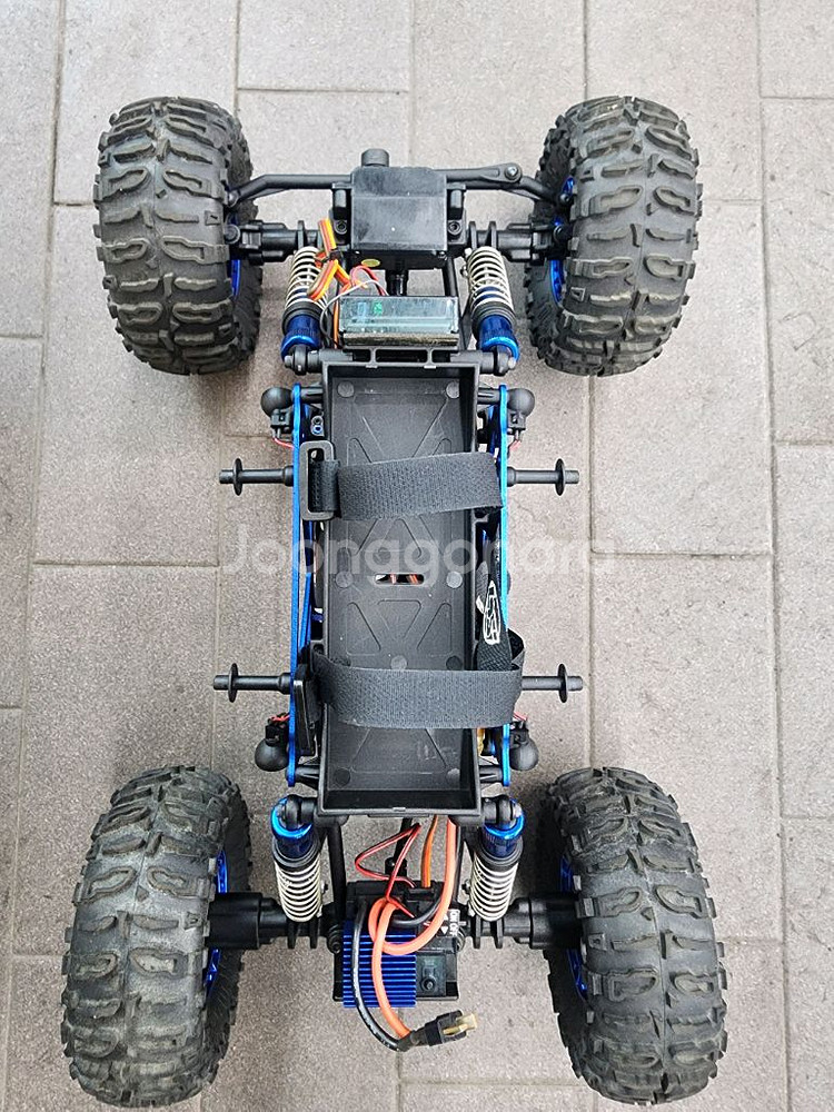 팀로시 트라이얼 rc카 나이트크라울러 팝니다--3