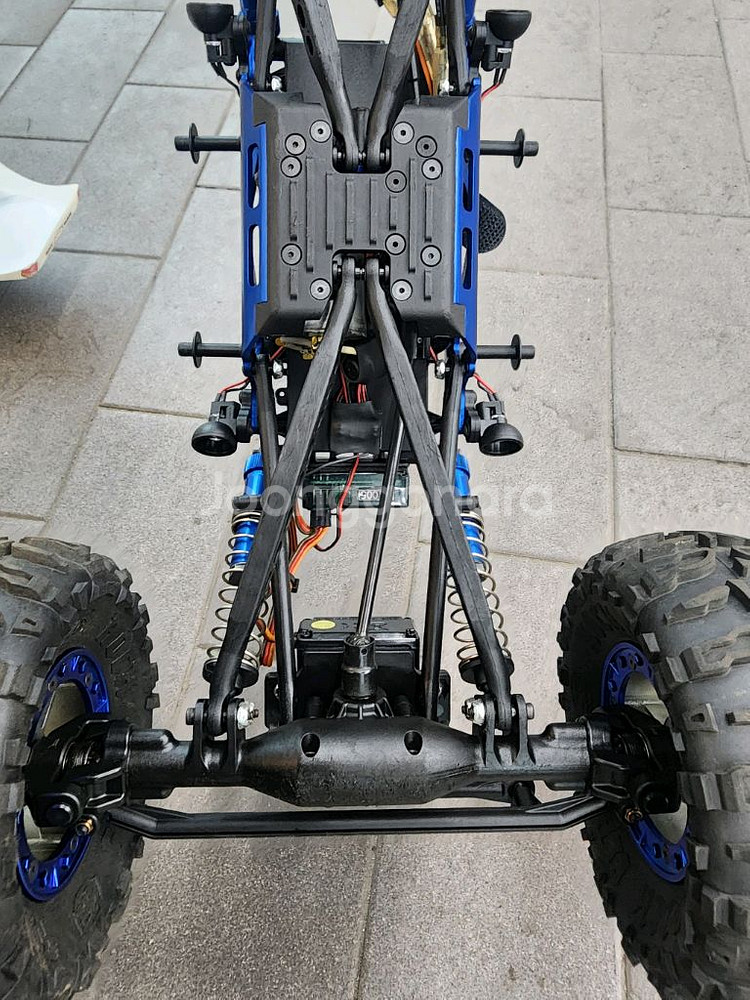 팀로시 트라이얼 rc카 나이트크라울러 팝니다--5