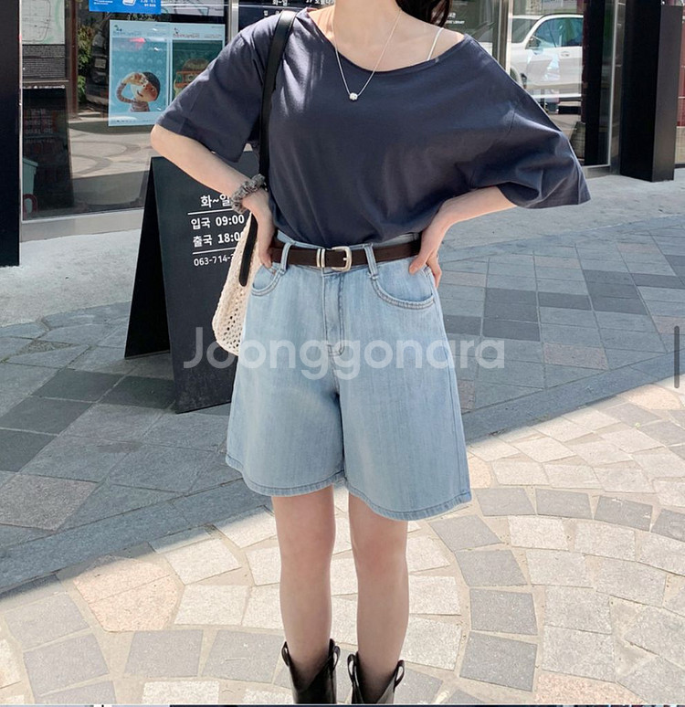 (새상품) 육육걸즈 연청 A핏 하프데님 청반바지XL--0