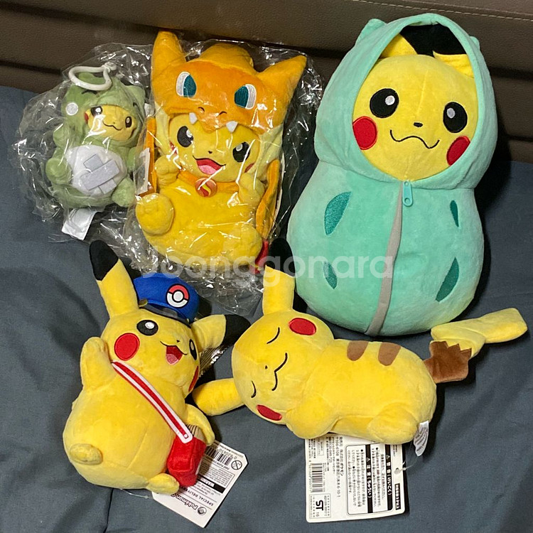 일본 정품 고전 한정판 리자몽 판쵸 대타출동 피카츄--0
