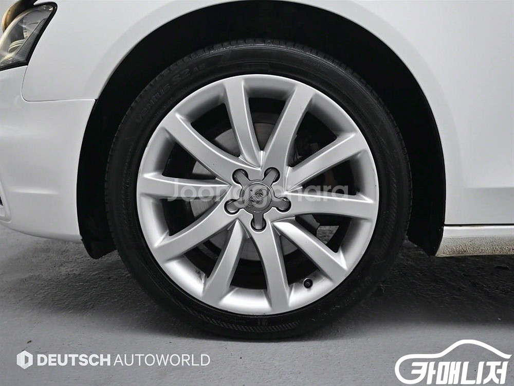 [아우디]뉴 A4 2.0 TDI 다이나믹 판매--1