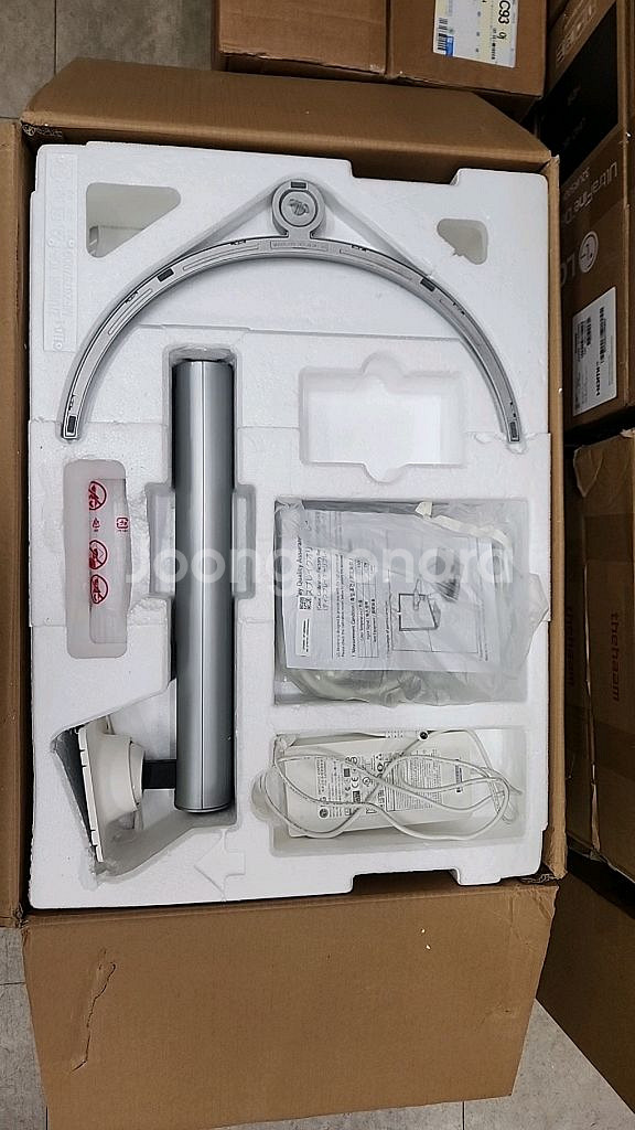 LG 울트라파인 27UQ850W 모니터 20시간사용--5