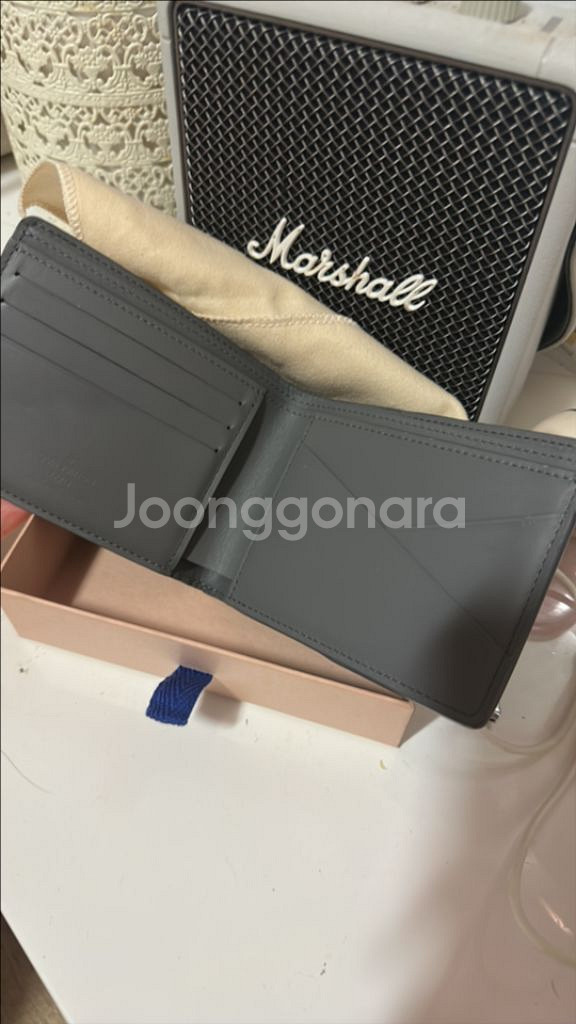 루이비통 멀티플 섀도우 새도우 반지갑 그레이--1