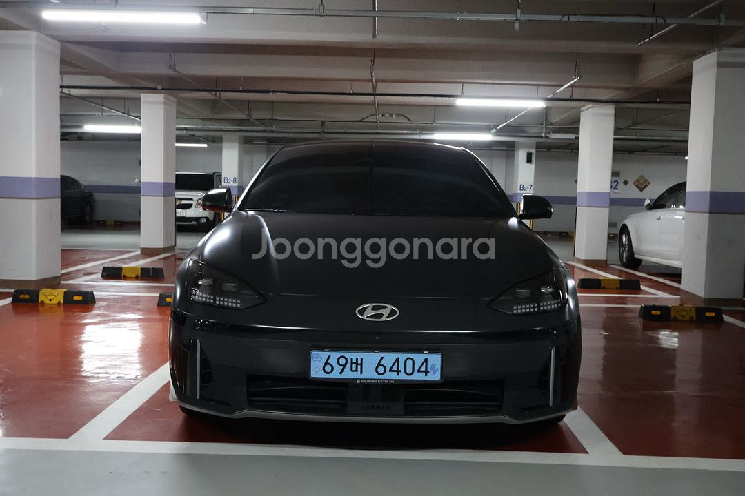 (개인) 아이오닉6 AWD 롱레인지 18인치 프레스티지--0