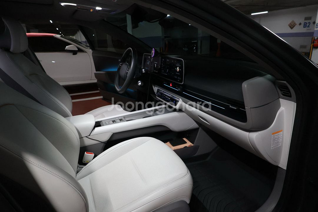 (개인) 아이오닉6 AWD 롱레인지 18인치 프레스티지--8