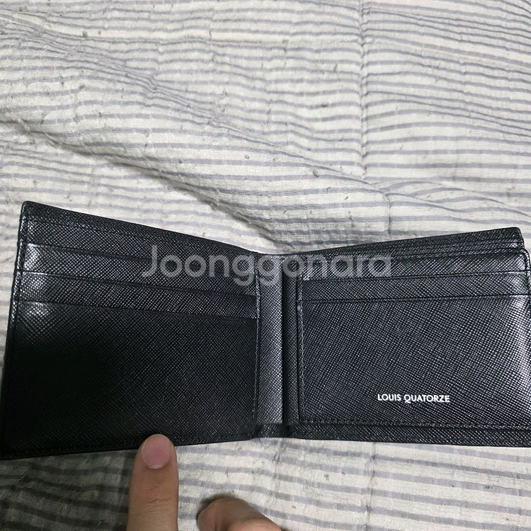 루이까또즈 사피아노 남성 반지갑 판매합니다--1