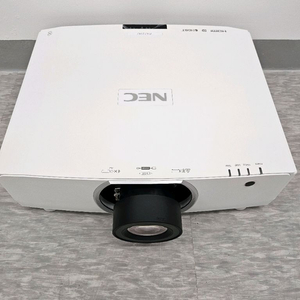 빔프로젝터 nec pa723u 7200 빔프로젝트