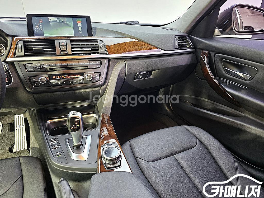 [BMW]3시리즈 (F30) 320d 판매--9