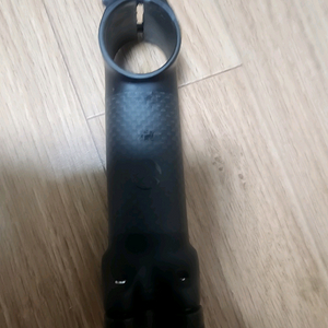 토식 알루미늄카본스템 110mm 10도 짜리 팝니다.