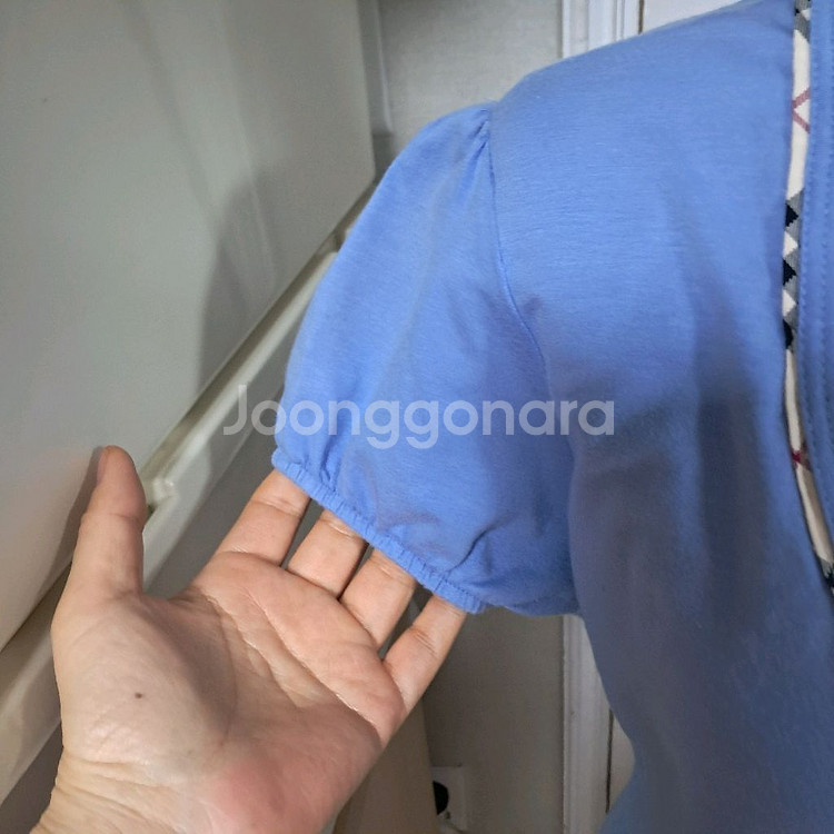 버버리 반팔 티셔츠(약55~날씬66)--2