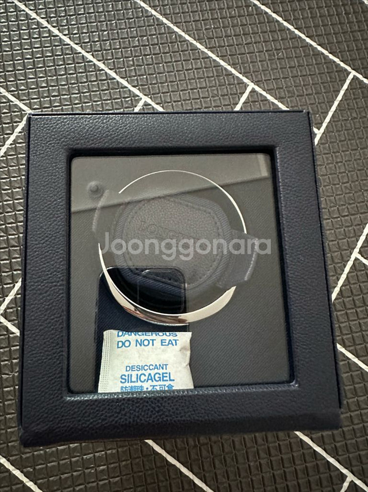 미사용 신품 론진&울프 워치 와인더 팝니다--0