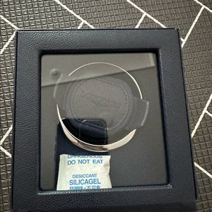 미사용 신품 론진&울프 워치 와인더 팝니다