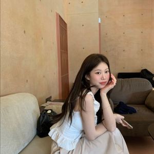 온트 웬디블라우스 (s사이즈 새상품)