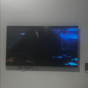 삼성 65인치 tv 팝니다
