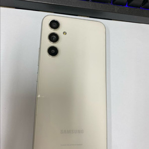 SK 갤럭시퀀텀4 화이트 AA급 128G 무잔상 퀀텀4