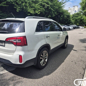 [기아]뉴 쏘렌토 R 2WD 2.0 프레스티지 판매