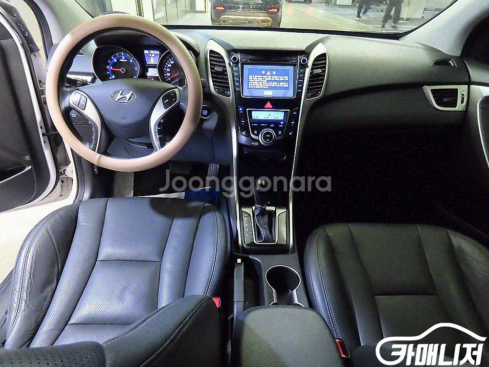 [현대]뉴 i30 1.6 VGT PYL (5인승) 판매--6