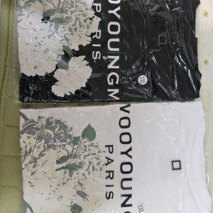 우영미 반팔 XL 팝니다.