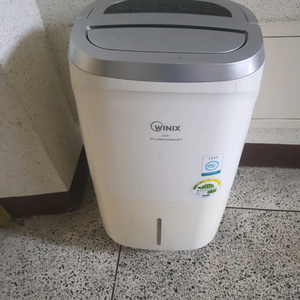 제습기 필요 하신분 톡주세요