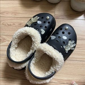 (블랙) 크록스 팝니다!! 240