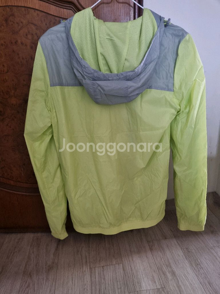 아디다스 여름윈드브레이크. S /90--1
