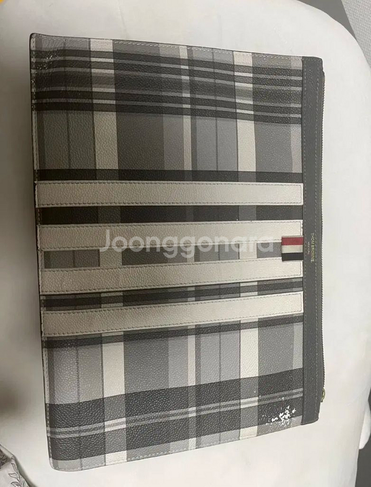 톰브라운 4선 클러치 그레이--0