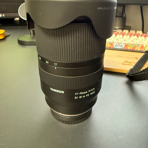 탐론 17-70mm 후지x마운트 두달도안된거에요