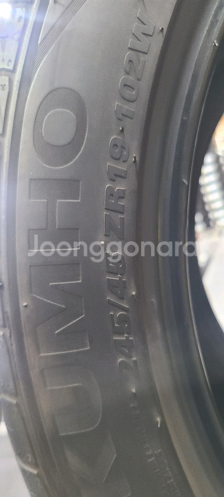 245 45 19 중고2개,금호TA51 23년--3