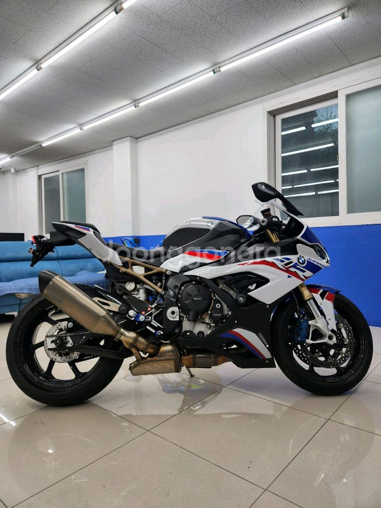 21년식 s1000r 팝니다--3