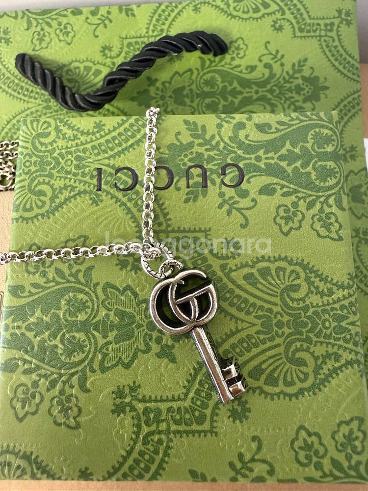 구찌 더블G 키 펜던트 목걸이--0