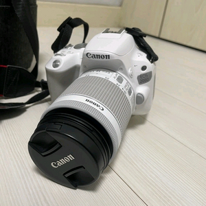 캐논 EOS 200D 화이트 카메라
