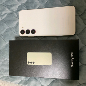 갤럭시 s23플러스 512gb s급 팝니다