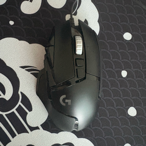 G502 hero 판매합니다.