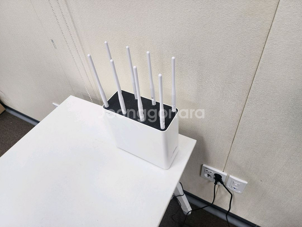 ipTIME AX11000 Wi-Fi 6E 공유기--3