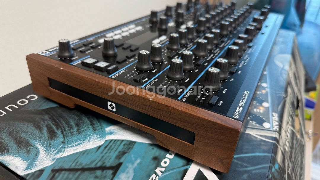 novation peak 신디사이저--3