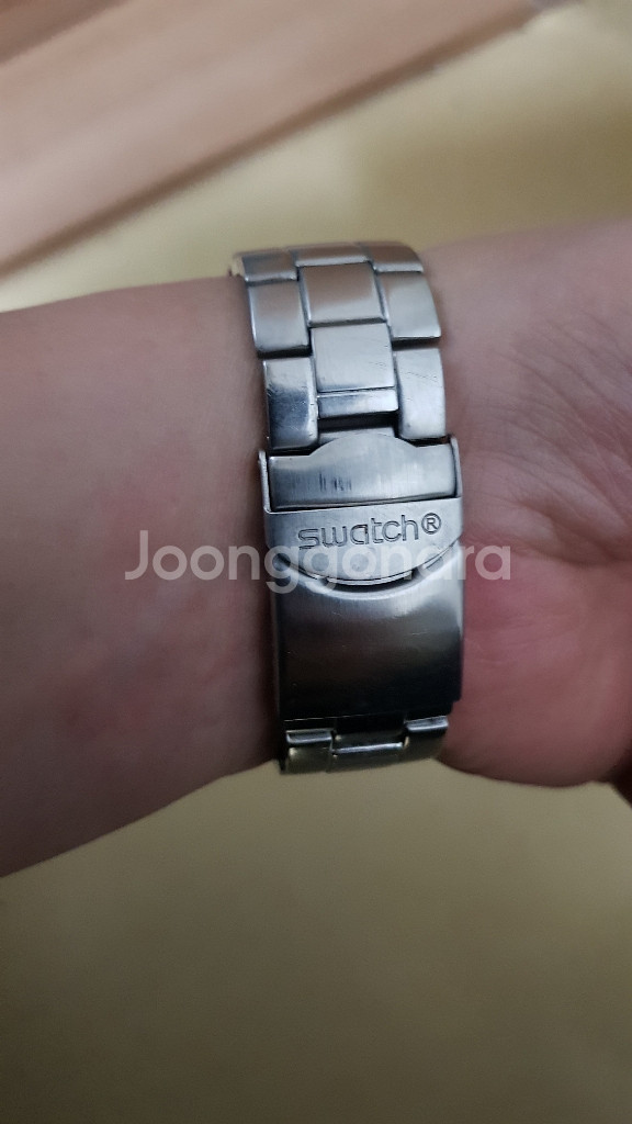스와치 메탈시계--2