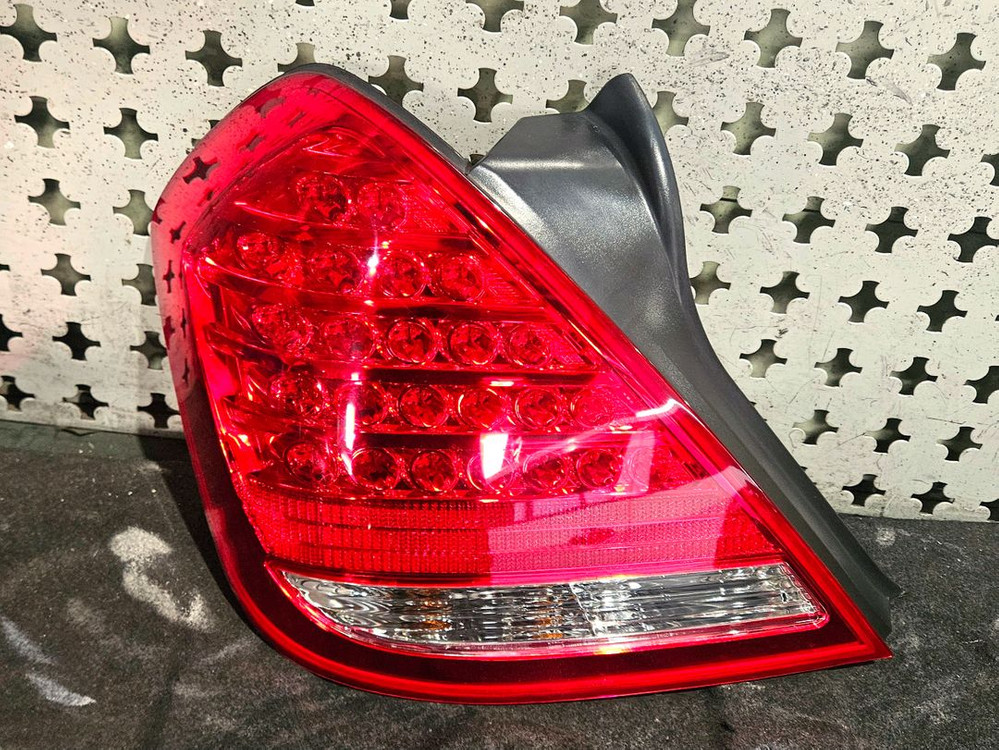 뉴 sm5 티아나 데루등 테일램프 후미등 팝니다 이미지