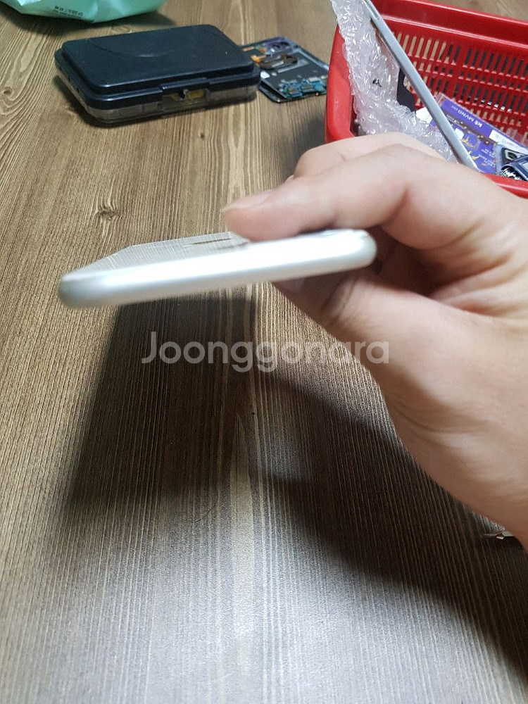 아이폰11 하우징--5