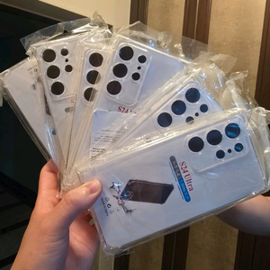 (새제품)s24 울트라 투명 젤리 케이스 판매합니다.