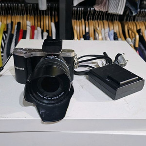 삼성 NX210