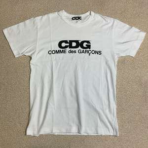 꼼데가르송 CDG 반팔 화이트 L 스포티 티셔츠 빅 로