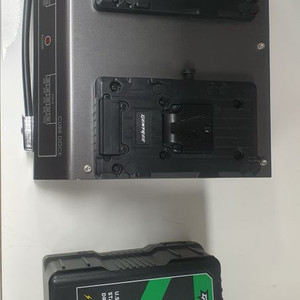 젠트리 듀얼 고속충전기, 290w15a 배터리4개