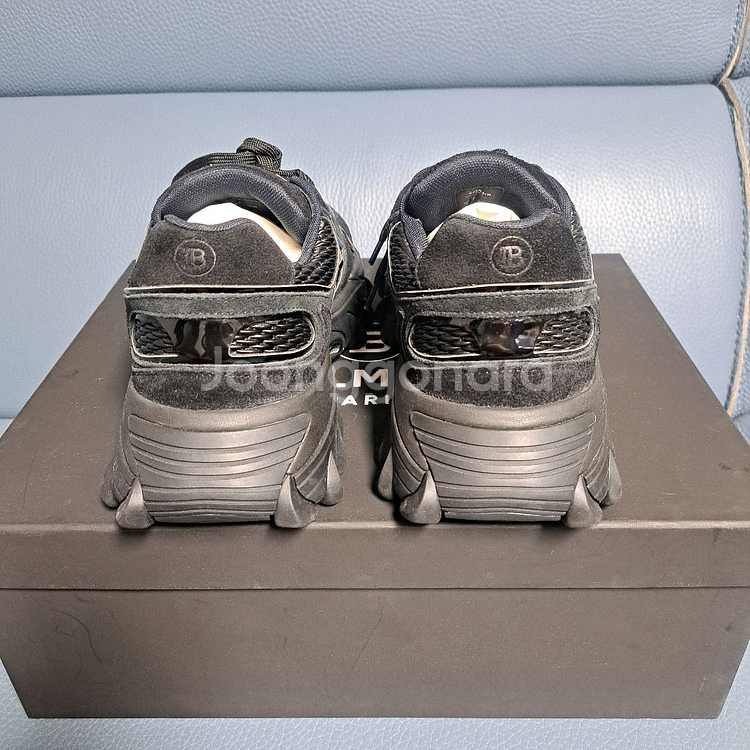 새상품 발망 스니커스 남성40(250~255mm)--1