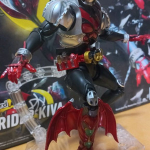 가면라이더 키바, 가면라이더 더블 피규어라이즈 스탠다드