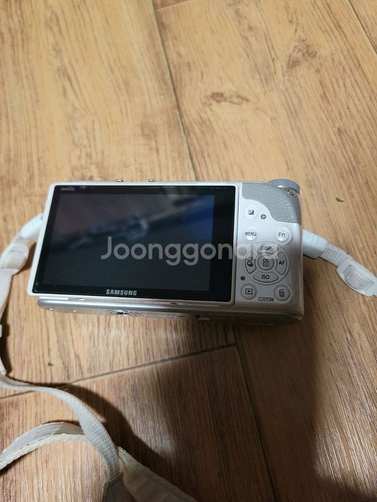 삼성 미러리스 nx300m 부품용 팝니다.--1