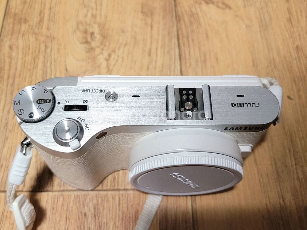삼성 미러리스 nx300m 부품용 팝니다.--4